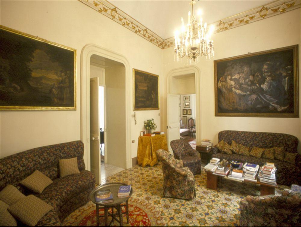 Palazzo Bernardini Bed & Breakfast 2*
