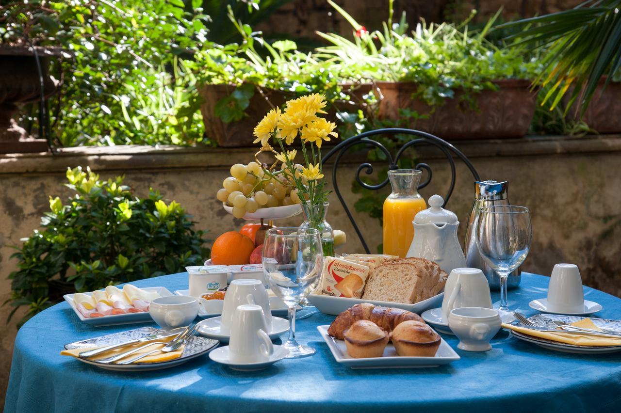 Palazzo Bernardini Bed & Breakfast 2*