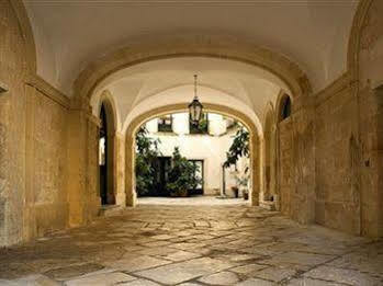 Palazzo Bernardini Bed & Breakfast 2*